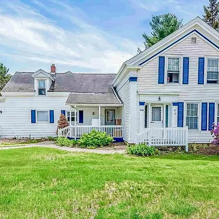 Maplewood Manor Villa